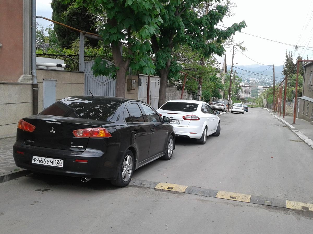 Guest House Edem Tbilisi Bagian luar foto